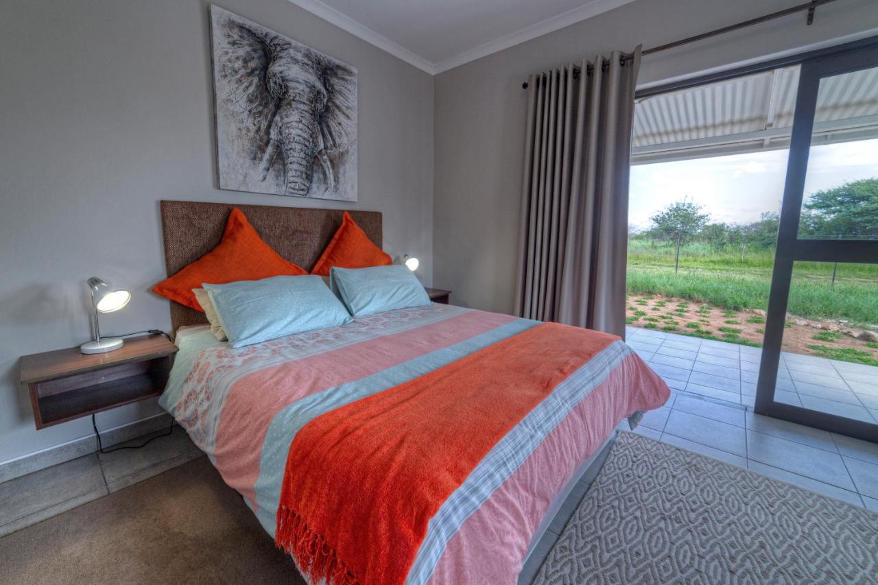 Khoi-Khoi Guesthouse Otavi Esterno foto